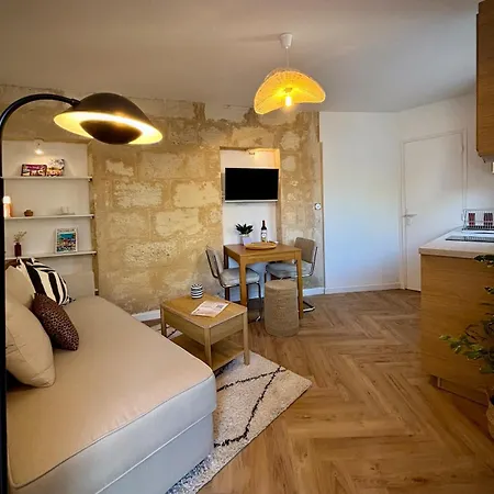 公寓 Grand Chai - Elegant Nest Near Tram B *